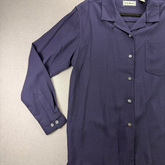 L.L. Bean Women’s Navy Blue Long Sleeve Collared Blouse Top Size M - Picture 3 of 9